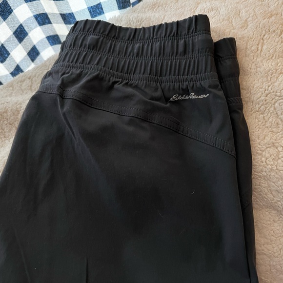 NWOT. Size 6T Eddie Bauer nylon joggers, green/gray color elastic waist & cuffs. - Picture 5 of 7